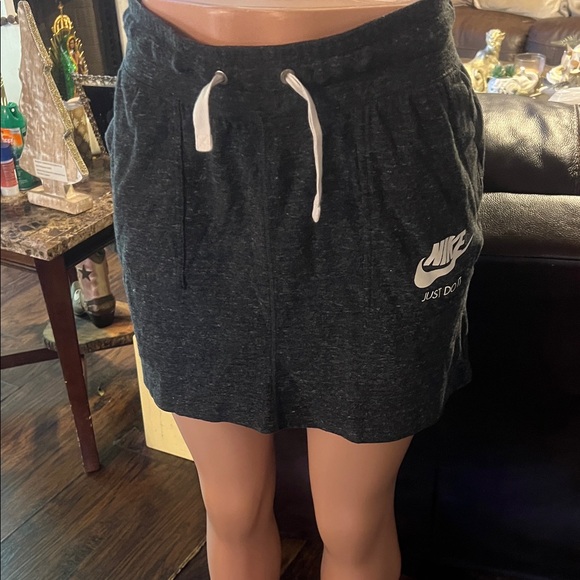 Nike Women's Dark Gray Athletic Shorts - Picture 1 of 3